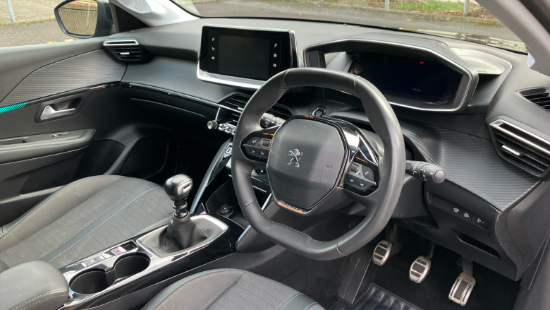 Peugeot 208 1.2 PureTech 100 Allure Premium + 5dr Petrol Hatchback